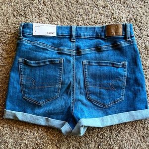 NWT American Eagle - curvy size 8 jeans shirts